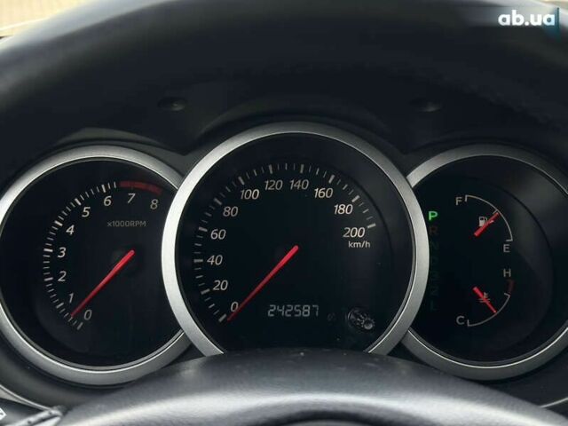 Сузуки Гранд Витара, объемом двигателя 2 л и пробегом 242 тыс. км за 7500 $, фото 29 на Automoto.ua