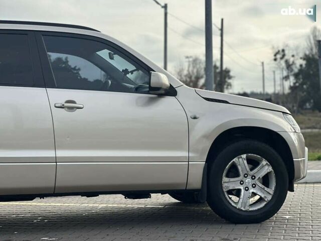 Сузуки Гранд Витара, объемом двигателя 2 л и пробегом 242 тыс. км за 7500 $, фото 12 на Automoto.ua