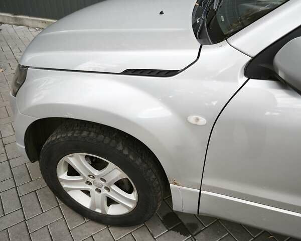 Сузуки Гранд Витара 2007 в Хмельницком на Automoto.ua Сузуки Гранд Витара, объемом двигателя 2 л и пробегом 316 тыс. км за 5800 $, фото 10 на Automoto.ua