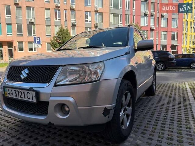 Сузуки Гранд Витара, объемом двигателя 1.6 л и пробегом 210 тыс. км за 4600 $, фото 2 на Automoto.ua