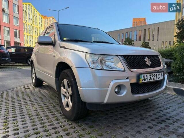 Сузуки Гранд Витара, объемом двигателя 1.6 л и пробегом 210 тыс. км за 4600 $, фото 5 на Automoto.ua