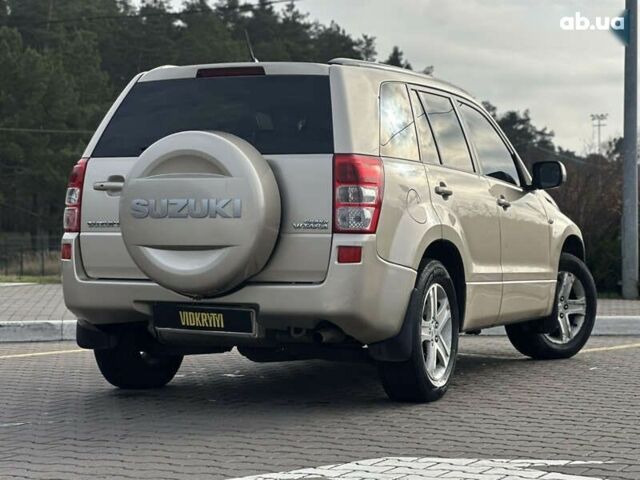 Сузуки Гранд Витара, объемом двигателя 2 л и пробегом 242 тыс. км за 7500 $, фото 17 на Automoto.ua