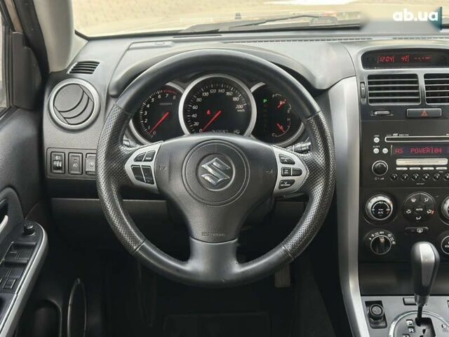 Сузуки Гранд Витара, объемом двигателя 2 л и пробегом 242 тыс. км за 7500 $, фото 24 на Automoto.ua