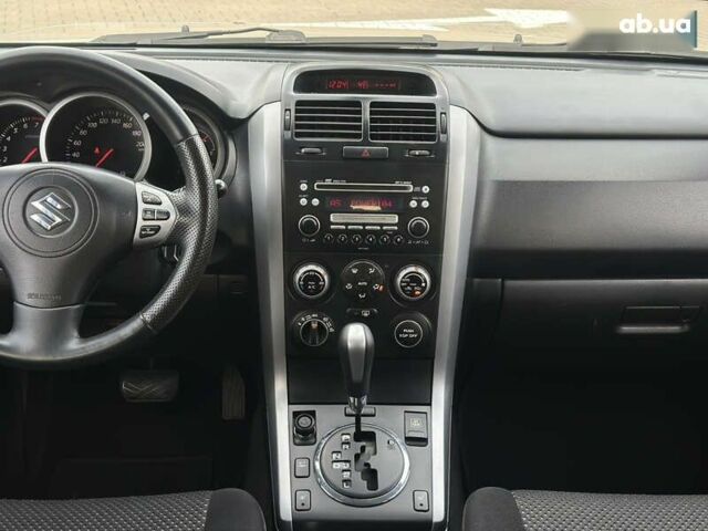 Сузуки Гранд Витара, объемом двигателя 2 л и пробегом 242 тыс. км за 7500 $, фото 22 на Automoto.ua