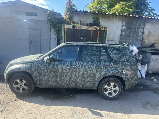 Сузуки Гранд Витара, объемом двигателя 2 л и пробегом 170 тыс. км за 1900 $, фото 1 на Automoto.ua