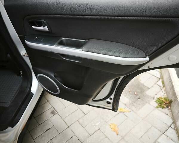 Сузуки Гранд Витара 2007 в Хмельницком на Automoto.ua Сузуки Гранд Витара, объемом двигателя 2 л и пробегом 316 тыс. км за 5800 $, фото 14 на Automoto.ua