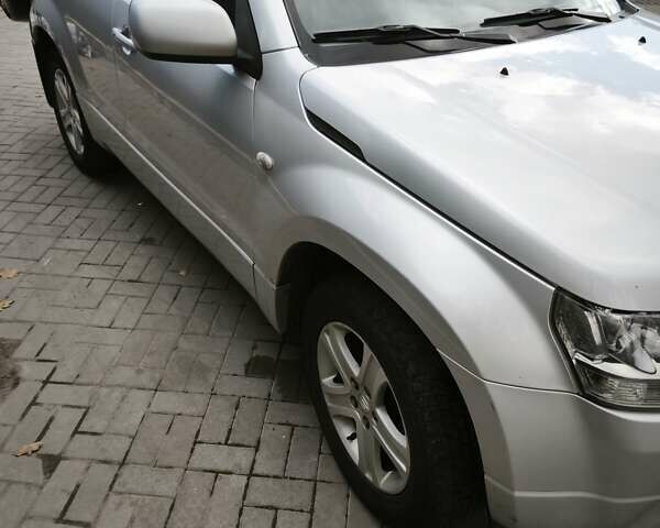 Сузуки Гранд Витара 2007 в Хмельницком на Automoto.ua Сузуки Гранд Витара, объемом двигателя 2 л и пробегом 316 тыс. км за 5800 $, фото 5 на Automoto.ua