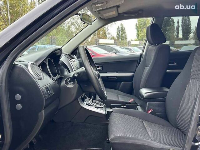 Сузукі Гранд Вітара, об'ємом двигуна 2 л та пробігом 209 тис. км за 7500 $, фото 12 на Automoto.ua