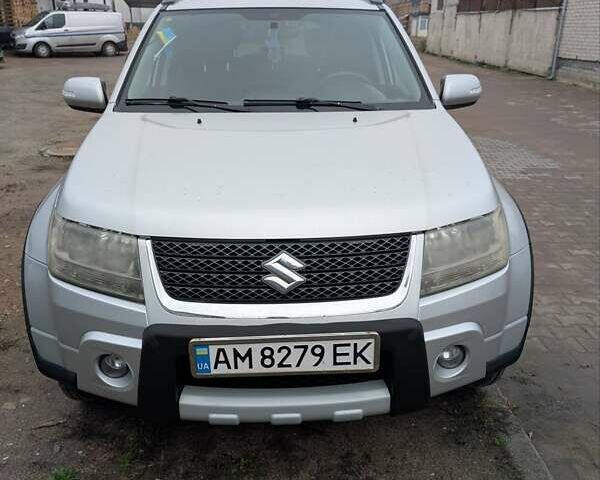 Сузукі Гранд Вітара, об'ємом двигуна 2 л та пробігом 243 тис. км за 11000 $, фото 4 на Automoto.ua