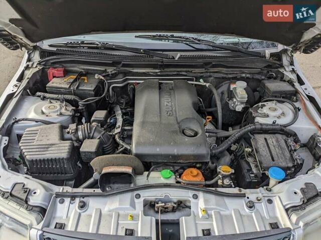 Сузуки Гранд Витара, объемом двигателя 2.4 л и пробегом 200 тыс. км за 10700 $, фото 11 на Automoto.ua