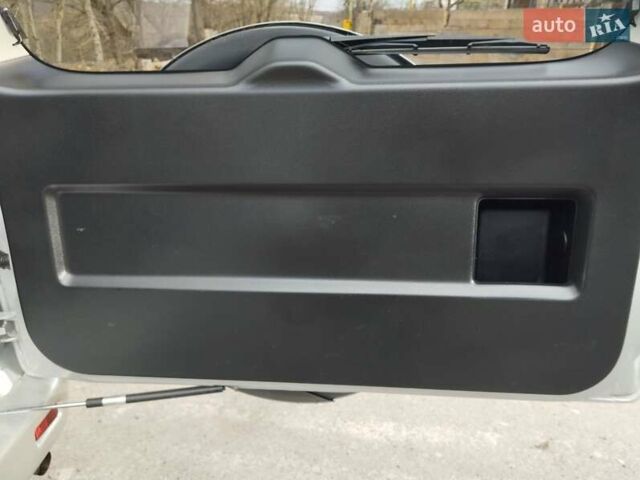 Сузуки Гранд Витара, объемом двигателя 2.39 л и пробегом 95 тыс. км за 13600 $, фото 40 на Automoto.ua