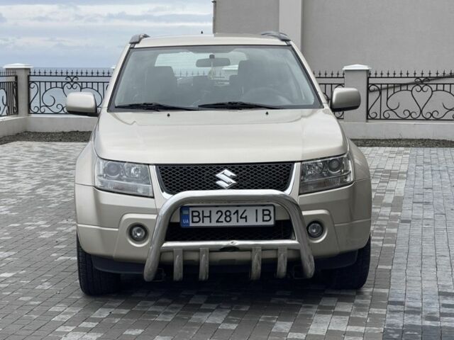 Сузуки Гранд Витара 2007 в Одессе на Automoto.ua Серый Сузуки Гранд Витара, объемом двигателя 2 л и пробегом 170 тыс. км за 7300 $, фото 9 на Automoto.ua