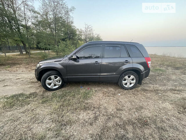 Сірий Сузукі Гранд Вітара, об'ємом двигуна 2.4 л та пробігом 136 тис. км за 9300 $, фото 9 на Automoto.ua