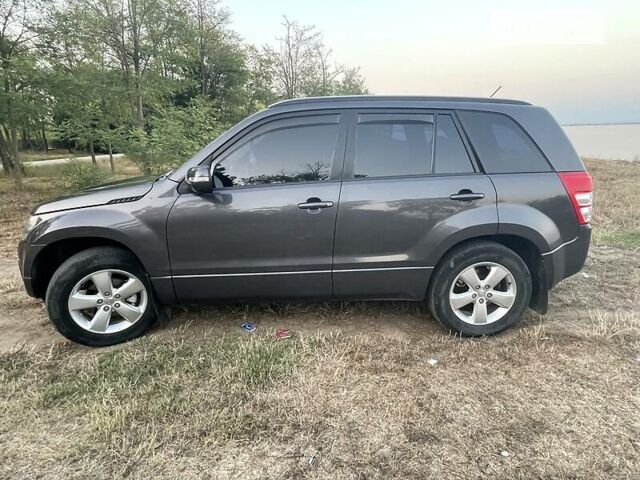 Сірий Сузукі Гранд Вітара, об'ємом двигуна 2.4 л та пробігом 136 тис. км за 9300 $, фото 10 на Automoto.ua