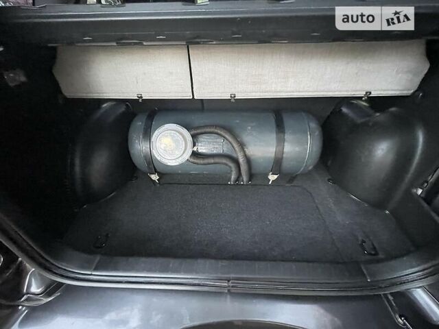 Серый Сузуки Гранд Витара, объемом двигателя 2.4 л и пробегом 132 тыс. км за 9300 $, фото 24 на Automoto.ua