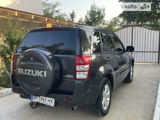 Сірий Сузукі Гранд Вітара, об'ємом двигуна 2.4 л та пробігом 136 тис. км за 9300 $, фото 61 на Automoto.ua