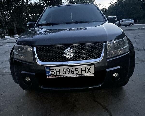 Серый Сузуки Гранд Витара, объемом двигателя 2.4 л и пробегом 132 тыс. км за 9300 $, фото 3 на Automoto.ua