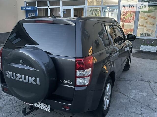 Сірий Сузукі Гранд Вітара, об'ємом двигуна 2.4 л та пробігом 136 тис. км за 8700 $, фото 10 на Automoto.ua