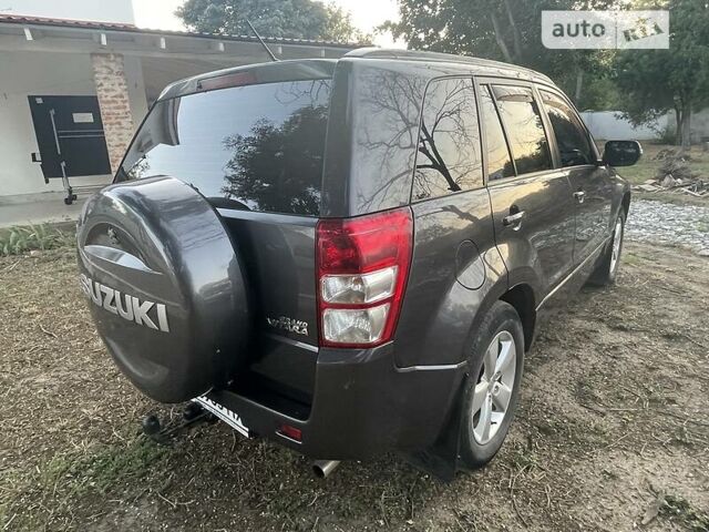 Серый Сузуки Гранд Витара, объемом двигателя 2.4 л и пробегом 132 тыс. км за 9300 $, фото 45 на Automoto.ua