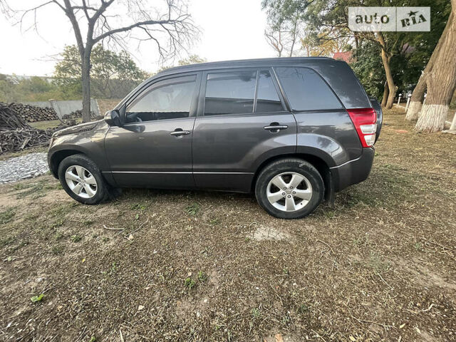 Серый Сузуки Гранд Витара, объемом двигателя 2.4 л и пробегом 132 тыс. км за 9300 $, фото 43 на Automoto.ua