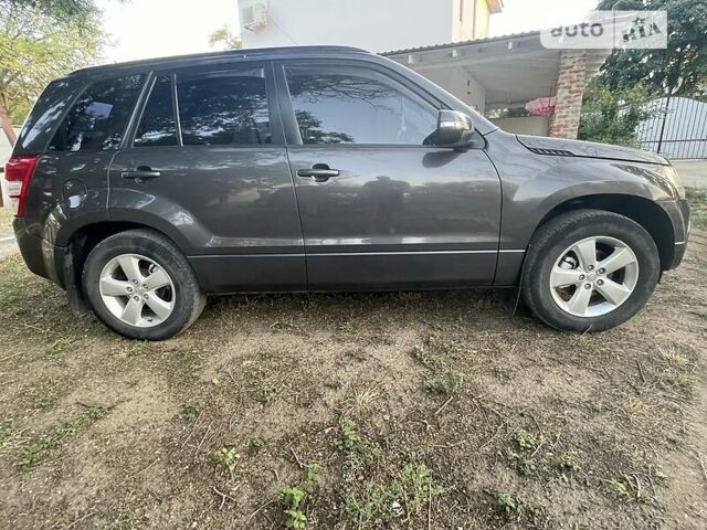 Сірий Сузукі Гранд Вітара, об'ємом двигуна 2.4 л та пробігом 136 тис. км за 9300 $, фото 35 на Automoto.ua