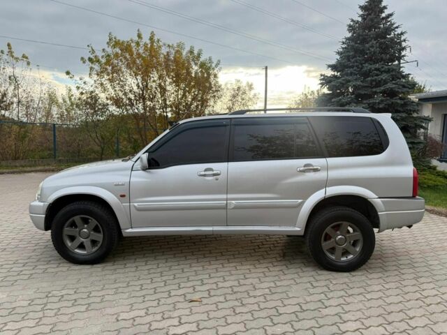 Серый Сузуки Гранд Витара, объемом двигателя 2.7 л и пробегом 320 тыс. км за 6500 $, фото 1 на Automoto.ua