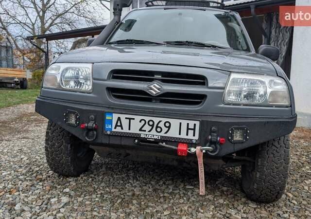 Сірий Сузукі Гранд Вітара, об'ємом двигуна 1.6 л та пробігом 240 тис. км за 8888 $, фото 8 на Automoto.ua