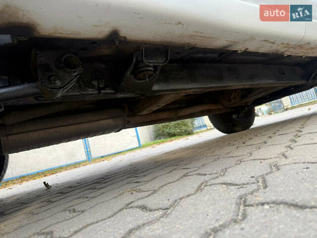 Серый Сузуки Гранд Витара, объемом двигателя 2.74 л и пробегом 320 тыс. км за 6500 $, фото 21 на Automoto.ua