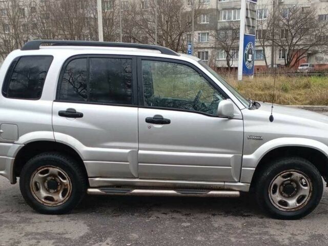 Сірий Сузукі Гранд Вітара, об'ємом двигуна 2.5 л та пробігом 200 тис. км за 6500 $, фото 1 на Automoto.ua