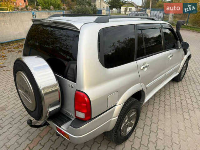 Серый Сузуки Гранд Витара, объемом двигателя 2.74 л и пробегом 320 тыс. км за 6500 $, фото 1 на Automoto.ua