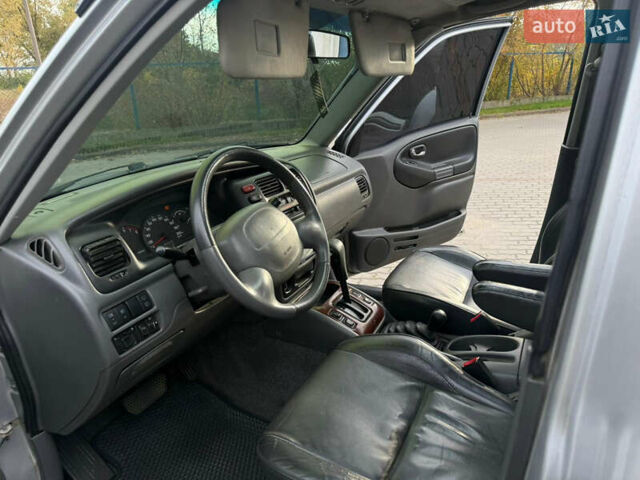 Серый Сузуки Гранд Витара, объемом двигателя 2.74 л и пробегом 320 тыс. км за 6500 $, фото 41 на Automoto.ua