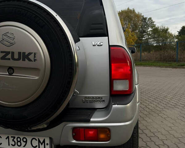 Серый Сузуки Гранд Витара, объемом двигателя 2.74 л и пробегом 320 тыс. км за 6500 $, фото 43 на Automoto.ua