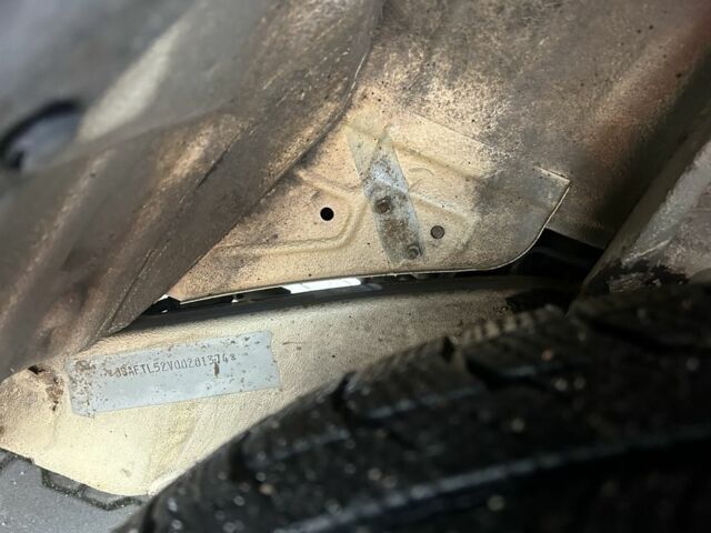 Серый Сузуки Гранд Витара, объемом двигателя 2 л и пробегом 228 тыс. км за 5700 $, фото 14 на Automoto.ua