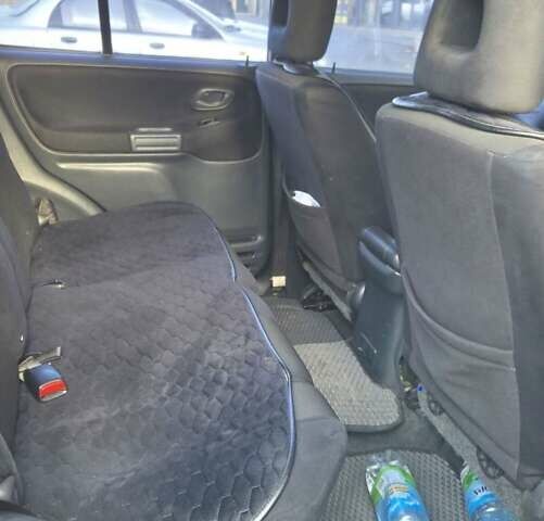 Серый Сузуки Гранд Витара, объемом двигателя 2 л и пробегом 368 тыс. км за 6000 $, фото 5 на Automoto.ua