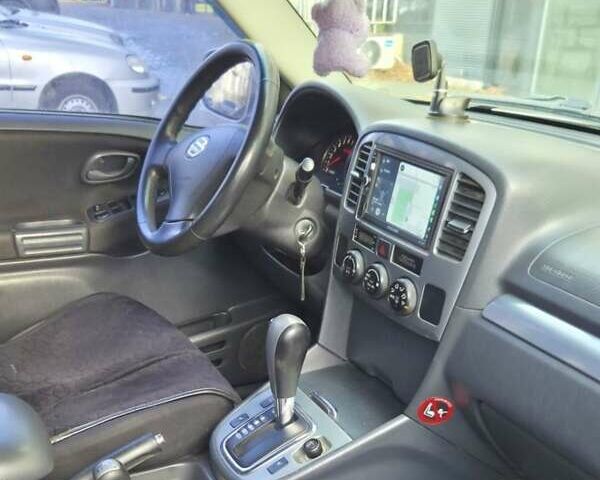 Серый Сузуки Гранд Витара, объемом двигателя 2 л и пробегом 368 тыс. км за 6000 $, фото 1 на Automoto.ua