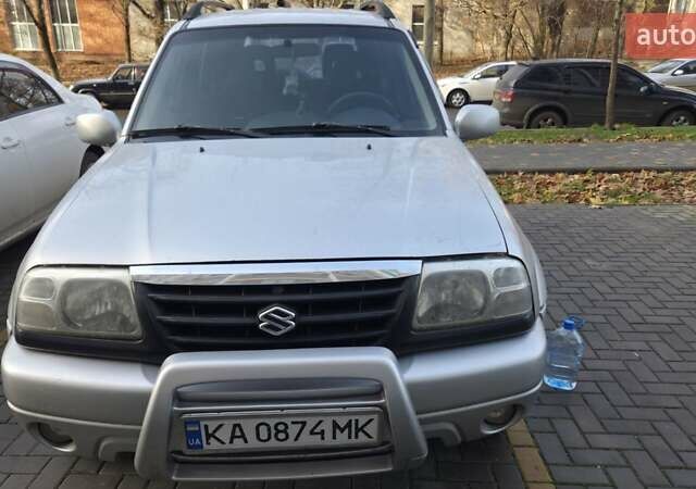 Серый Сузуки Гранд Витара, объемом двигателя 2 л и пробегом 368 тыс. км за 6000 $, фото 12 на Automoto.ua