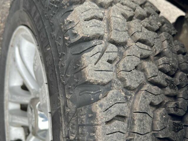 Сірий Сузукі Гранд Вітара, об'ємом двигуна 2 л та пробігом 347 тис. км за 2650 $, фото 7 на Automoto.ua