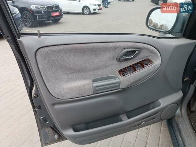 Серый Сузуки Гранд Витара, объемом двигателя 2.74 л и пробегом 1 тыс. км за 6800 $, фото 8 на Automoto.ua