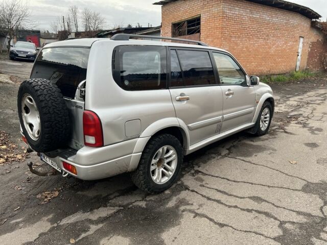 Сірий Сузукі Гранд Вітара, об'ємом двигуна 2 л та пробігом 347 тис. км за 2650 $, фото 2 на Automoto.ua