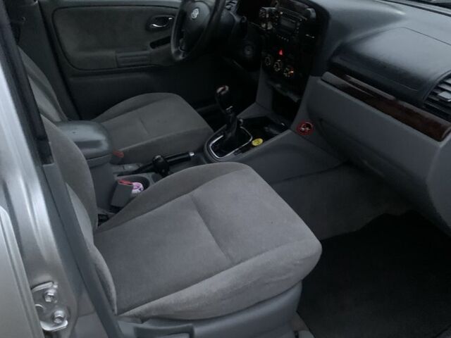 Сірий Сузукі Гранд Вітара, об'ємом двигуна 0 л та пробігом 294 тис. км за 2999 $, фото 16 на Automoto.ua