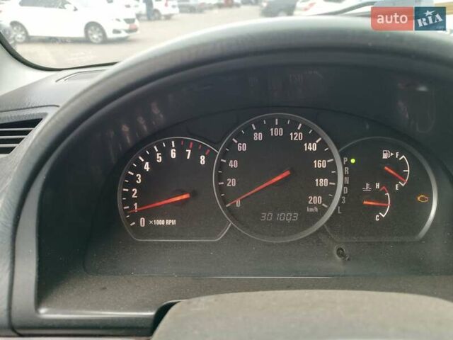 Серый Сузуки Гранд Витара, объемом двигателя 2.74 л и пробегом 300 тыс. км за 5900 $, фото 15 на Automoto.ua