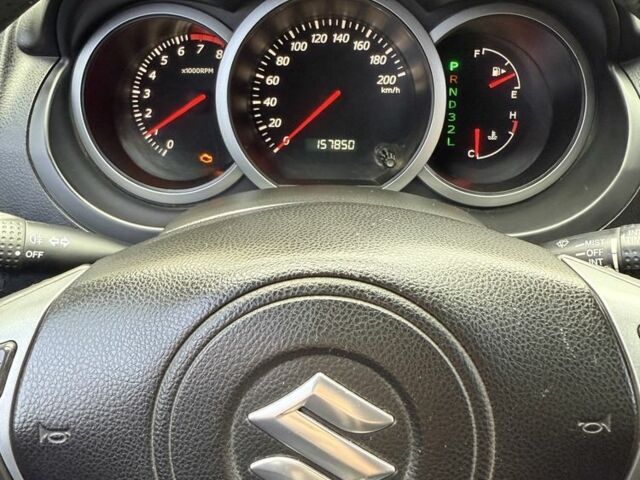 Сірий Сузукі Гранд Вітара, об'ємом двигуна 2 л та пробігом 158 тис. км за 7800 $, фото 15 на Automoto.ua