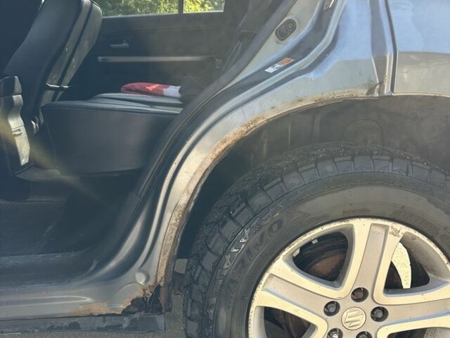 Серый Сузуки Гранд Витара, объемом двигателя 1.9 л и пробегом 360 тыс. км за 4500 $, фото 8 на Automoto.ua