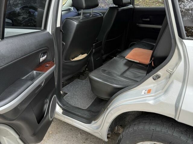 Сірий Сузукі Гранд Вітара, об'ємом двигуна 2 л та пробігом 158 тис. км за 7800 $, фото 8 на Automoto.ua