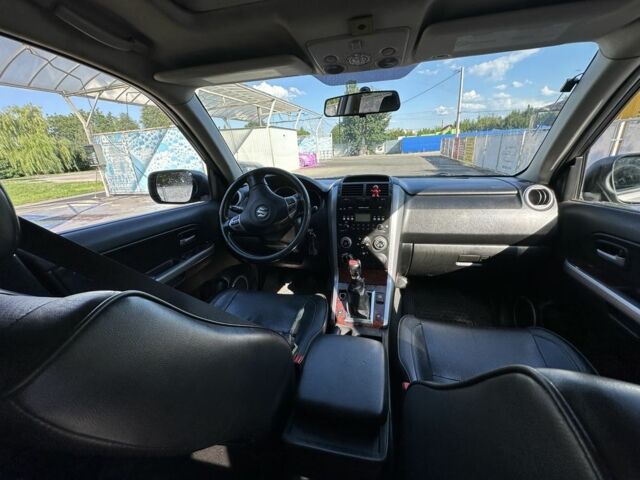 Серый Сузуки Гранд Витара, объемом двигателя 1.9 л и пробегом 360 тыс. км за 4500 $, фото 6 на Automoto.ua