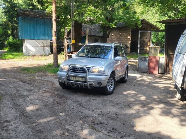 Серый Сузуки Гранд Витара, объемом двигателя 2 л и пробегом 287 тыс. км за 5500 $, фото 1 на Automoto.ua