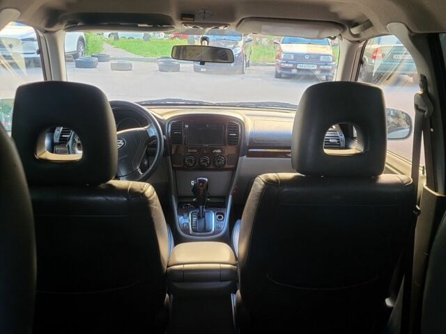 Серый Сузуки Гранд Витара, объемом двигателя 2 л и пробегом 287 тыс. км за 5500 $, фото 8 на Automoto.ua