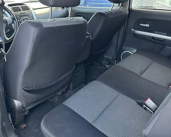 Серый Сузуки Гранд Витара, объемом двигателя 2 л и пробегом 312 тыс. км за 6500 $, фото 15 на Automoto.ua