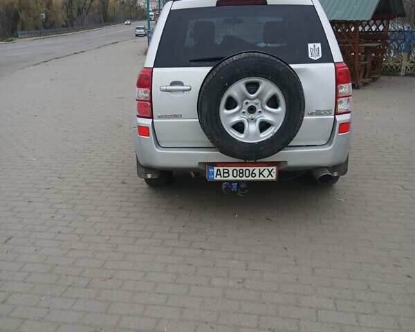 Серый Сузуки Гранд Витара, объемом двигателя 2 л и пробегом 320 тыс. км за 6300 $, фото 2 на Automoto.ua