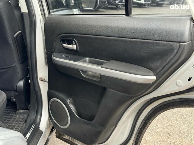 Серый Сузуки Гранд Витара, объемом двигателя 2 л и пробегом 323 тыс. км за 6740 $, фото 20 на Automoto.ua